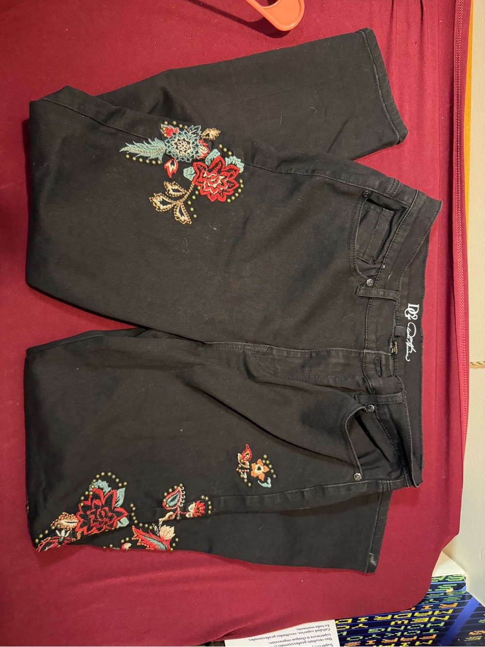 Diane Gilman DG2 Embroidered Women’s Jeans with Floral Detail size 12